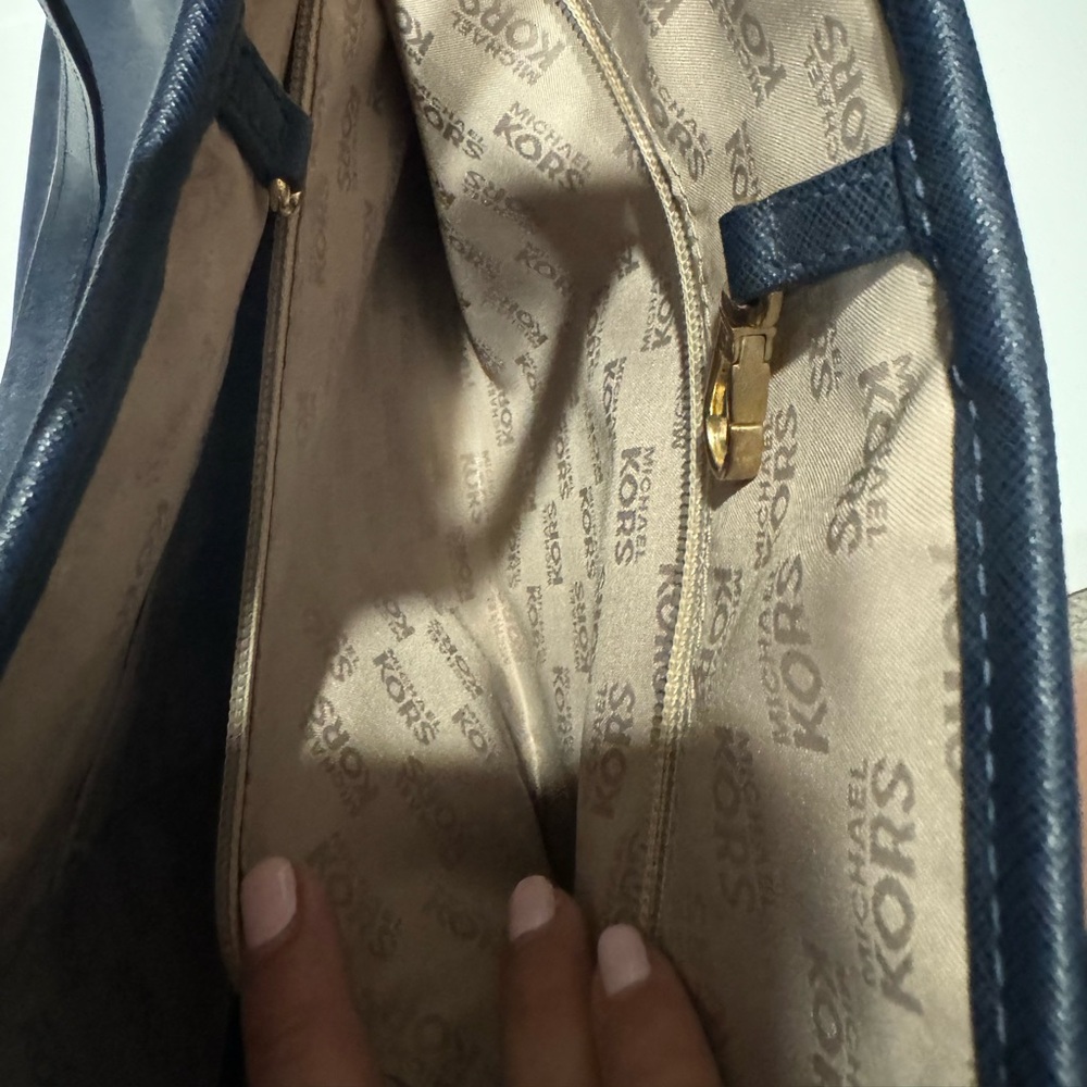 Michael Kors tote 👜 - Picture 5 of 6